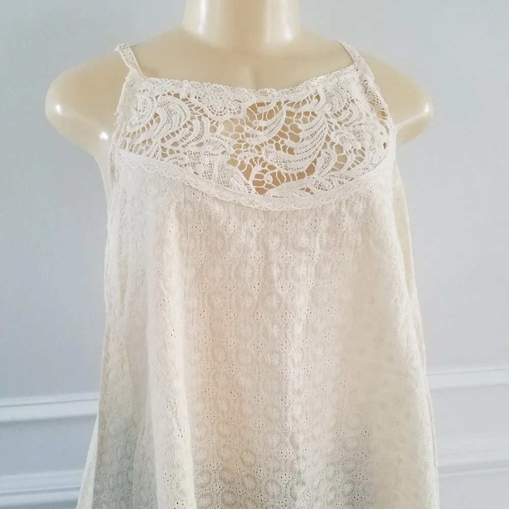 Crochet detail top - Picture 3 of 6